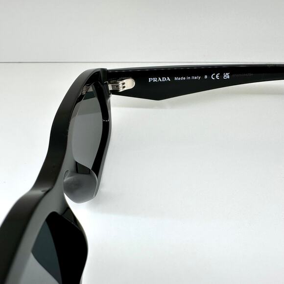 New PRADA Sunglasses - Picture 8 of 9